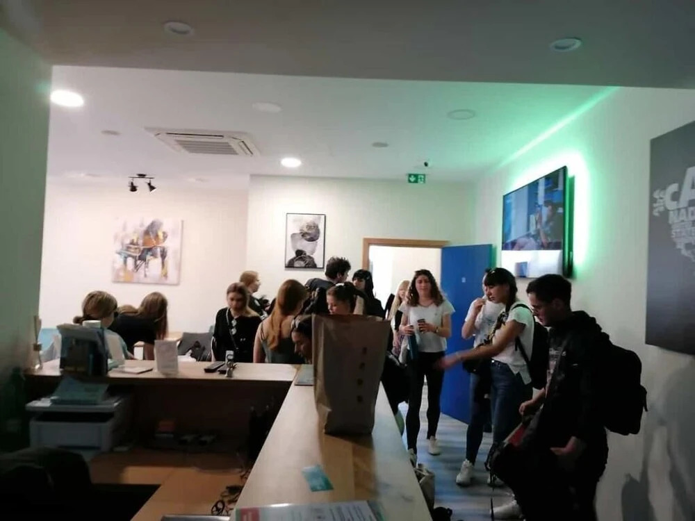 AI HOSTEL