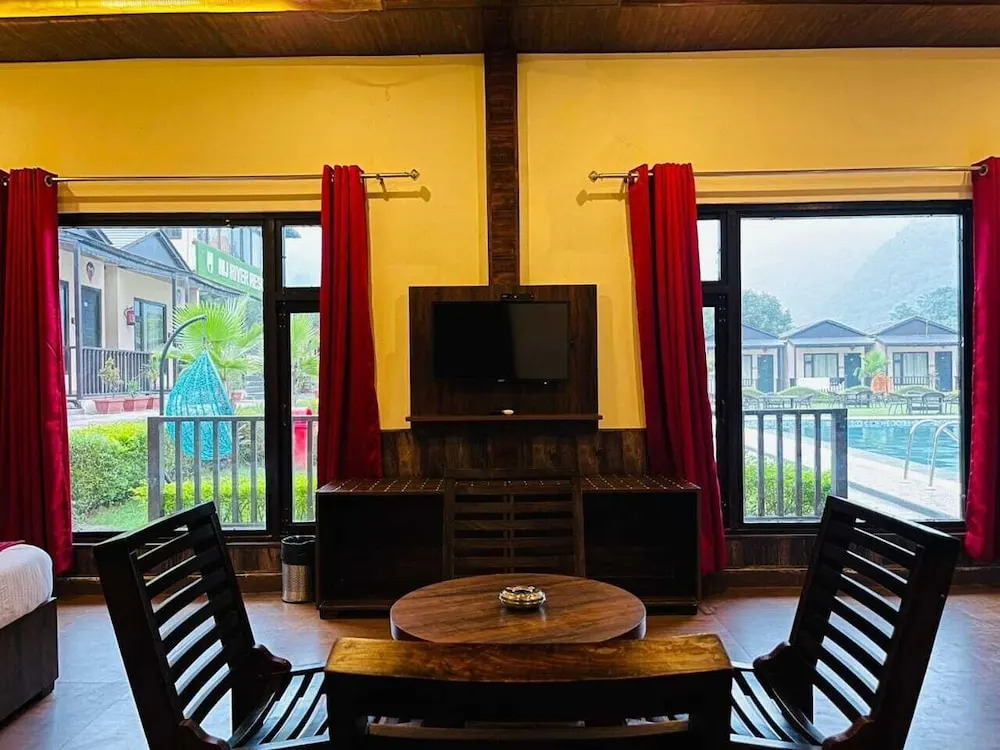 DLS MJ River Resort, Rishikesh