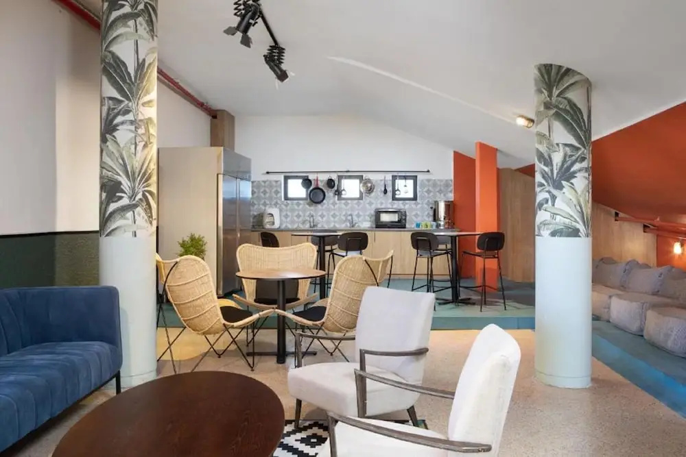 180 Boutique Hostel