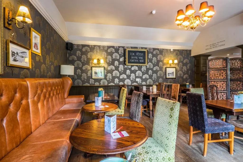 Red Lion Hotel