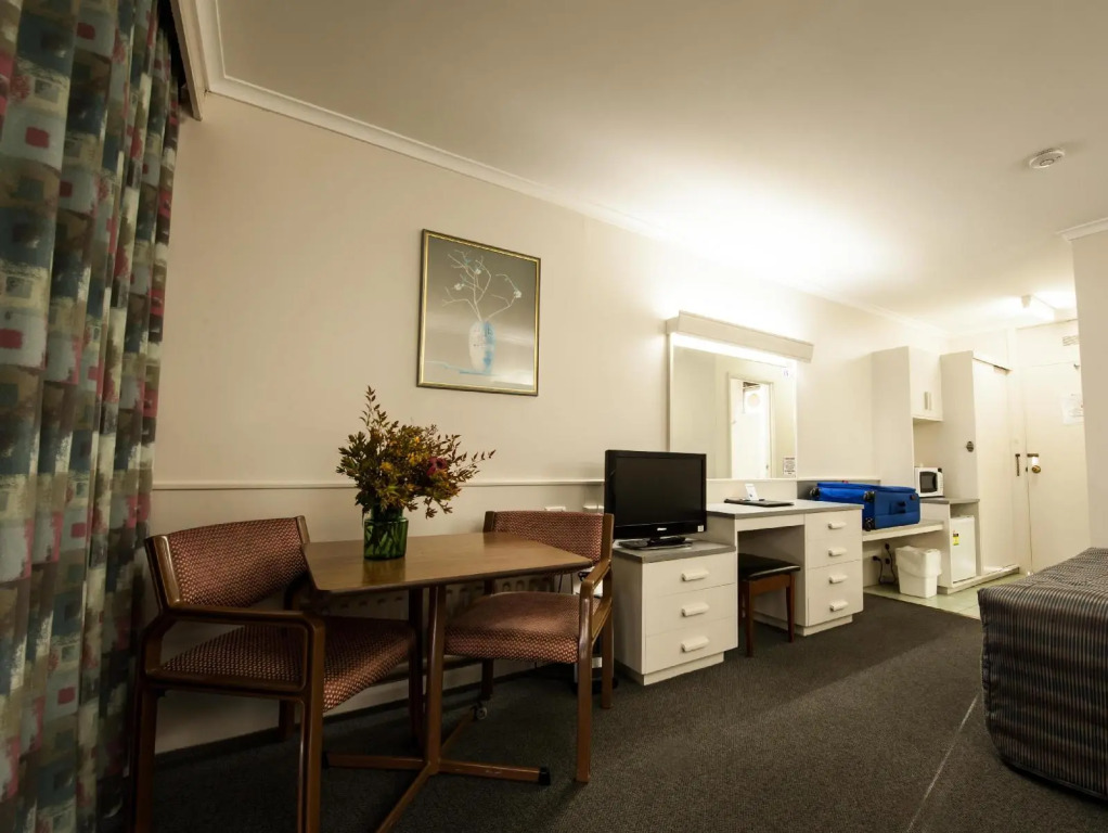 Parklane Motel