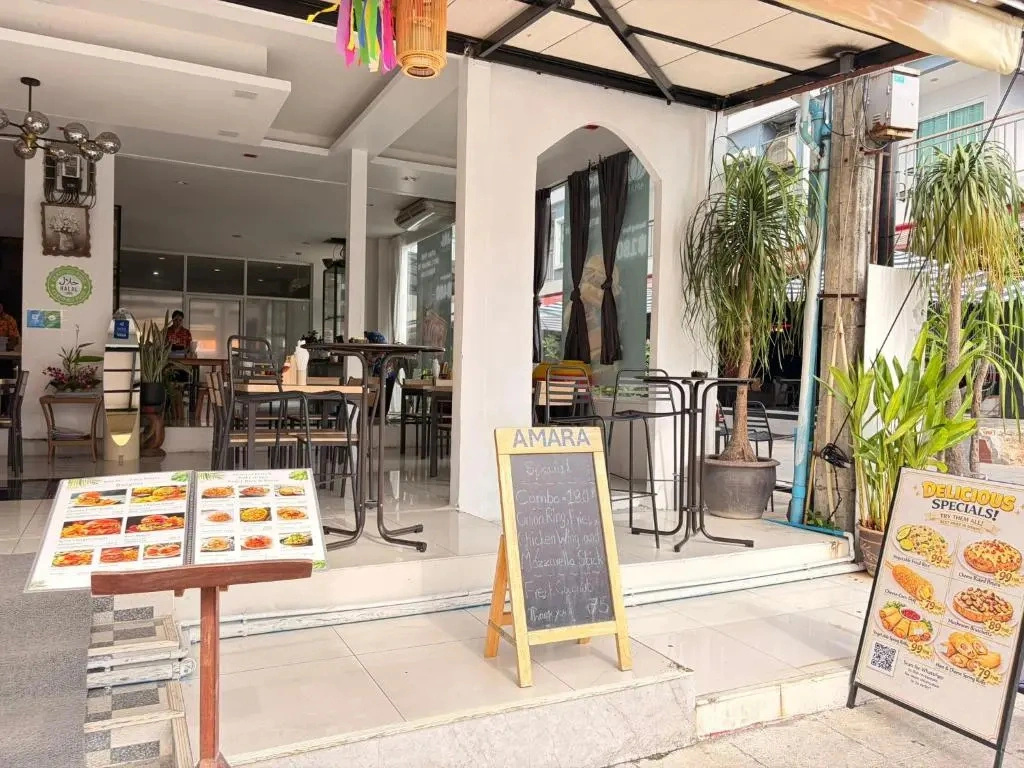 Azizi Boutique Hotel