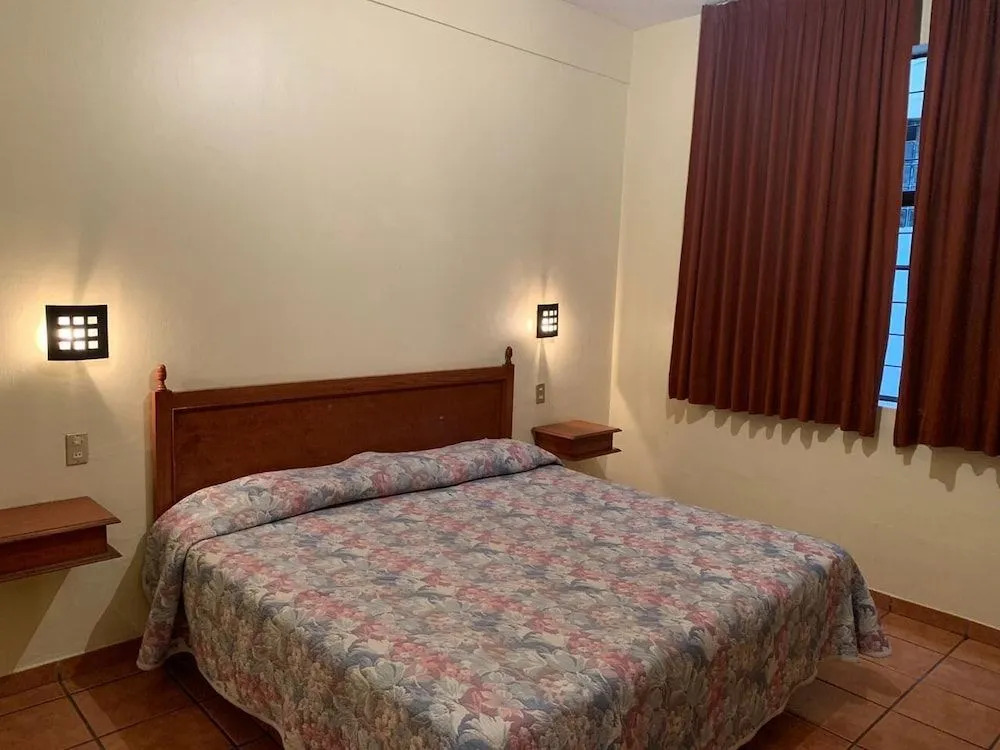 Hotel San Jose