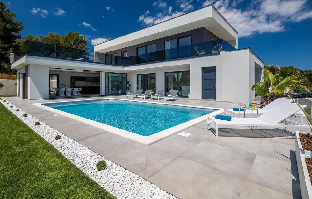 Amazing Home in Medulin With Outdoor Swimming Pool, Wifi and 4 Bedrooms