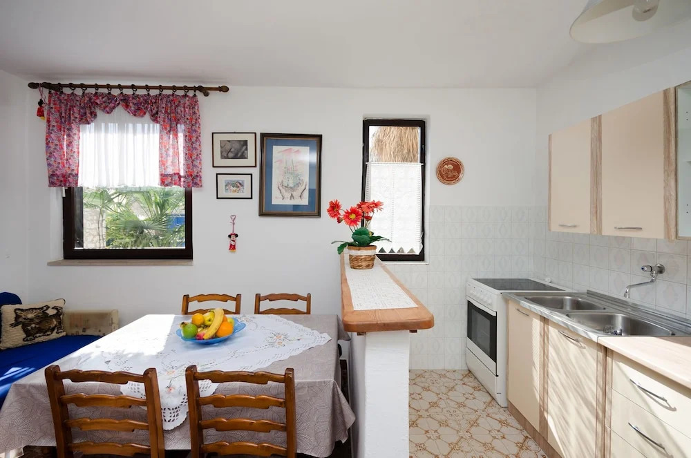 Apartments Ilija