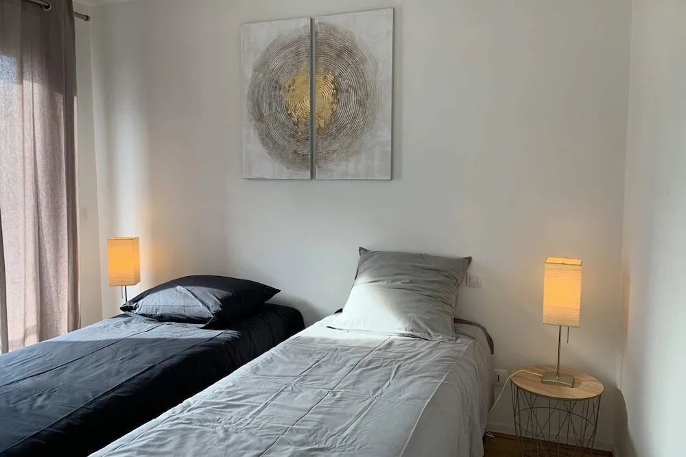 Rue Dantibes 2 Pcs Balcon Renovation Premium 2019