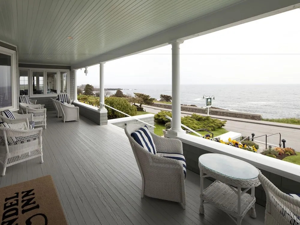Cape Arundel Inn - Club House
