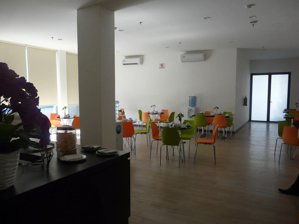 Top Hotel Manado by Gran Puri