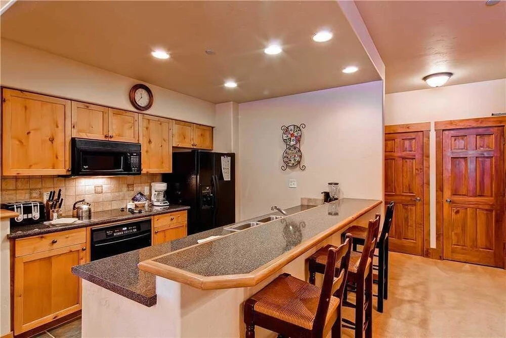 2204 Timberline Lodge, Trappeur's Crossing Apartment 2