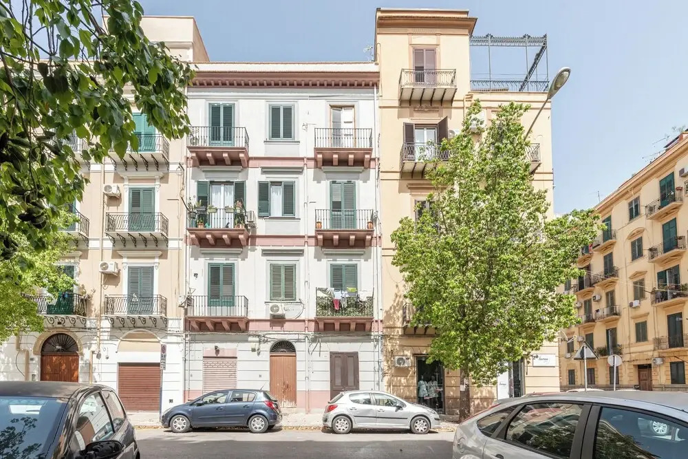 Re Federico Apartments by Wonderful Italy
