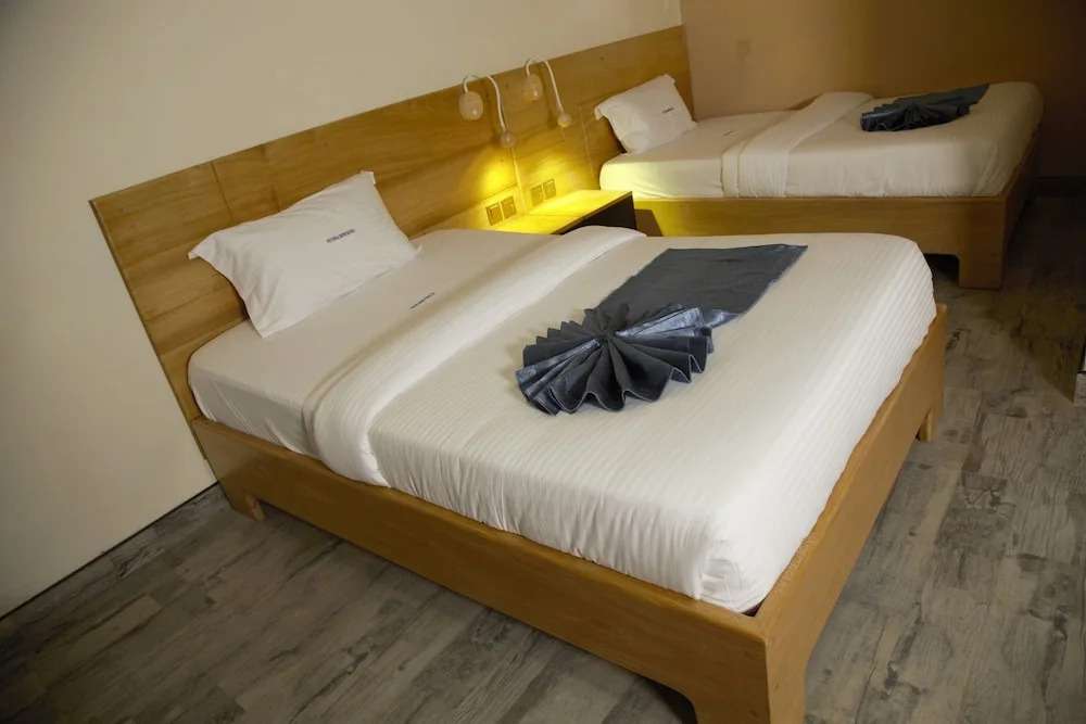 Victoria Mews Hotel