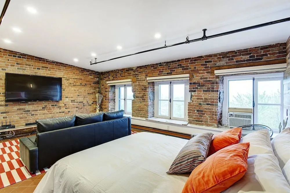 Charming Apartment on St-Paul street by Hometrotting