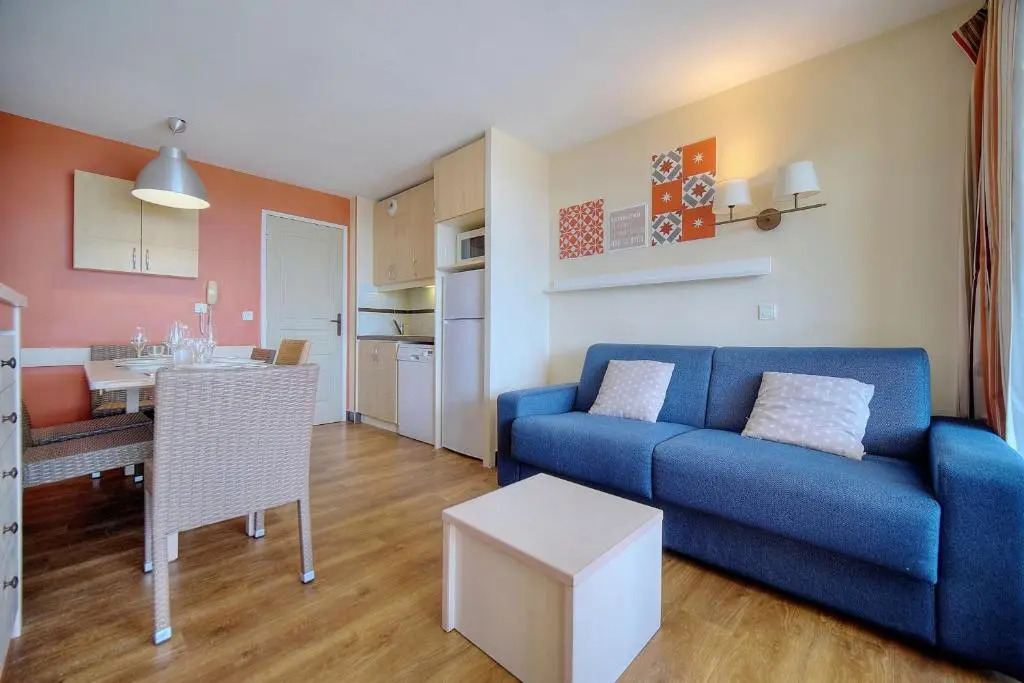IMMOGROOM - 2BR - sea view - Swimming pool - Terrace - Parking - AC - Wifi