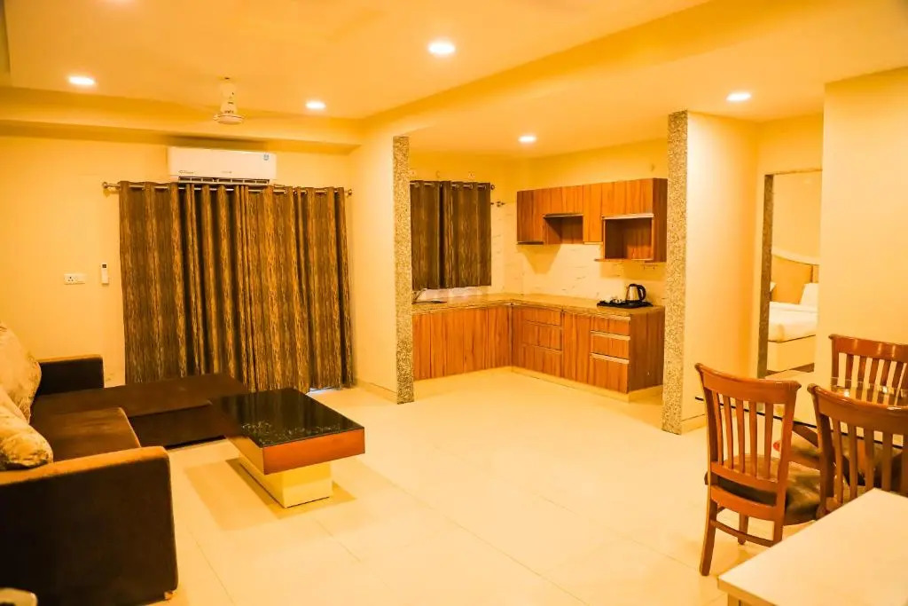Hotel Shri Radha Nikunj - Opposite Prem Mandir