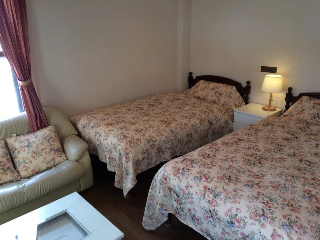 Otaru Guest House