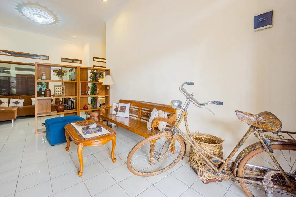 Ndalem Panembahan 12 Guest House