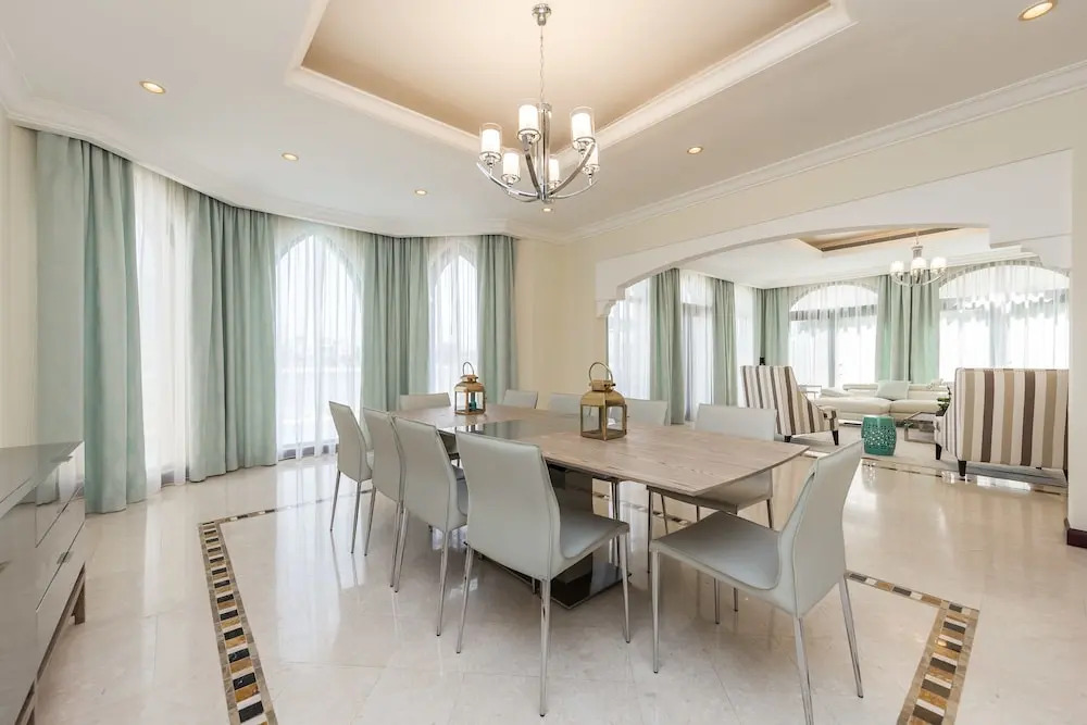 4 Bedroom Garden Villa at Frond O by Deluxe Holiday Homes