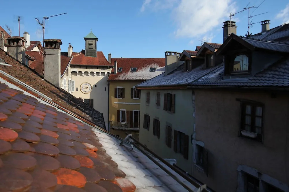 Charm and light in the old town of Annecy