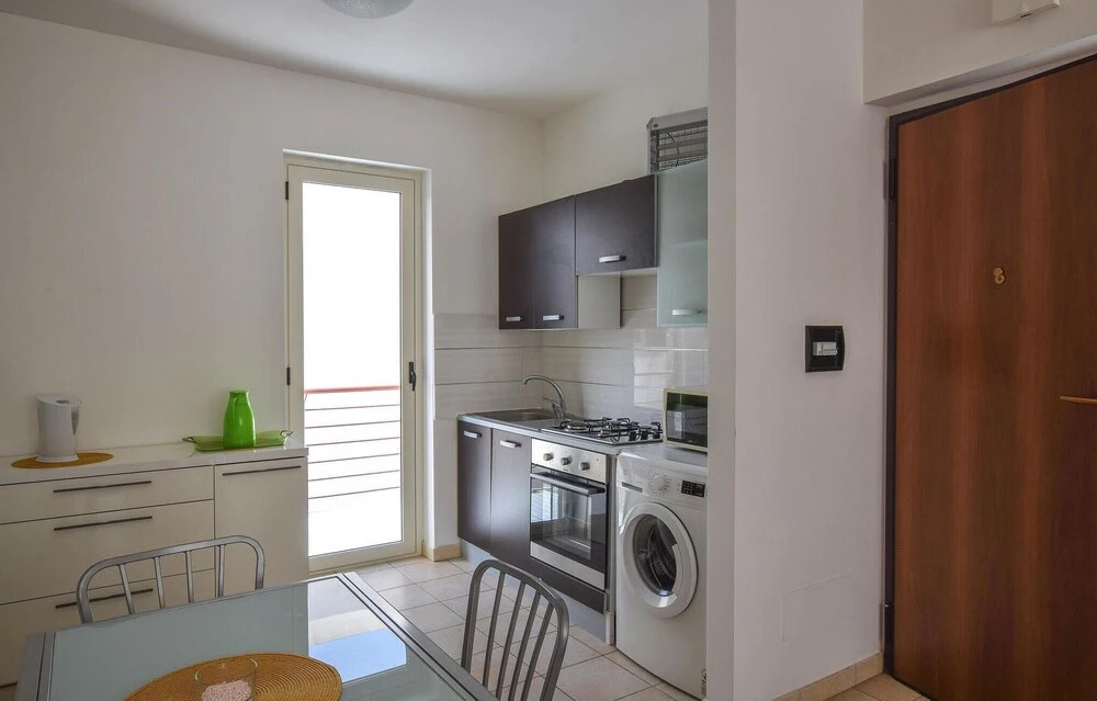 Nice Apartment in Isca Marina With 2 Bedrooms