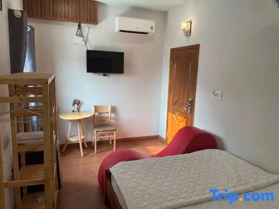 Phú Gia Hotel 1609 Huỳnh Tấn Phát