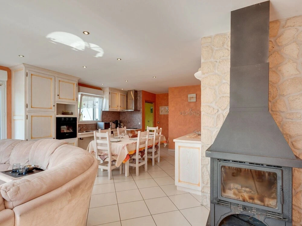 Beautiful, Modern Chalet Near to La Bresse