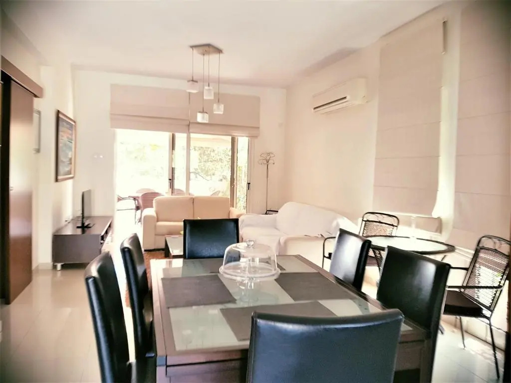 Med View Bungalows