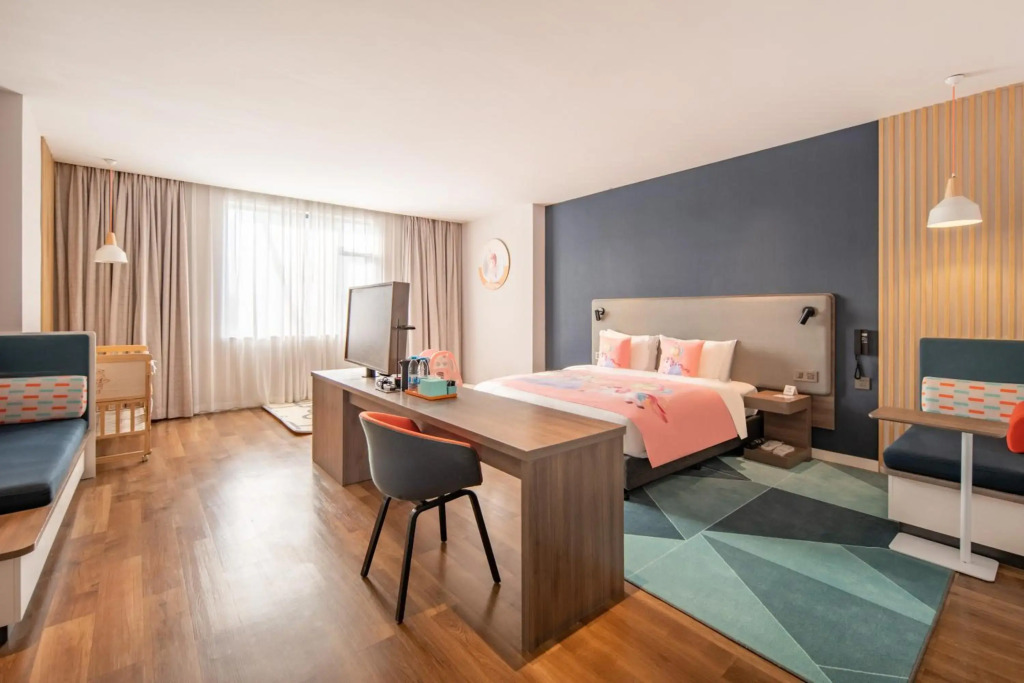 Holiday Inn Express Shanghai Jiading New City by IHG
