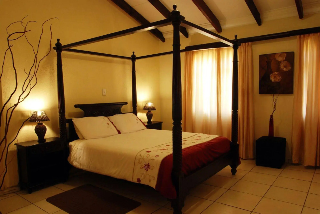 Floreat Riverside Lodge and Spa