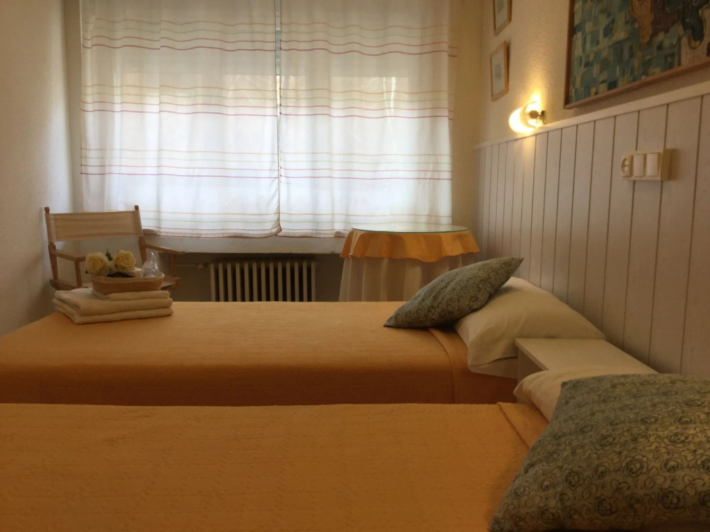 Hostal Albero by gaiarooms