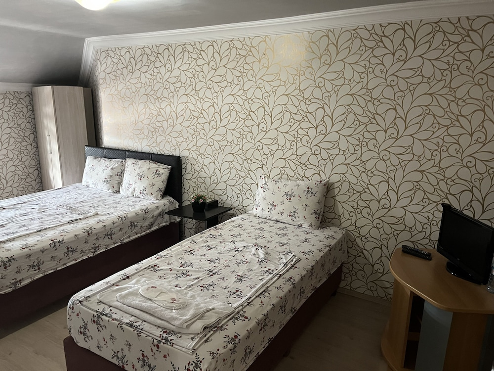 Balkan Hotel