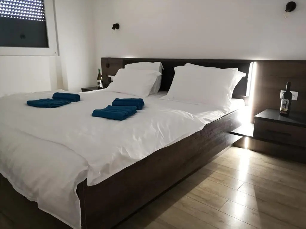 Ared-Atrium Mall ChrysFlatty 3 Premium apartment 60mp