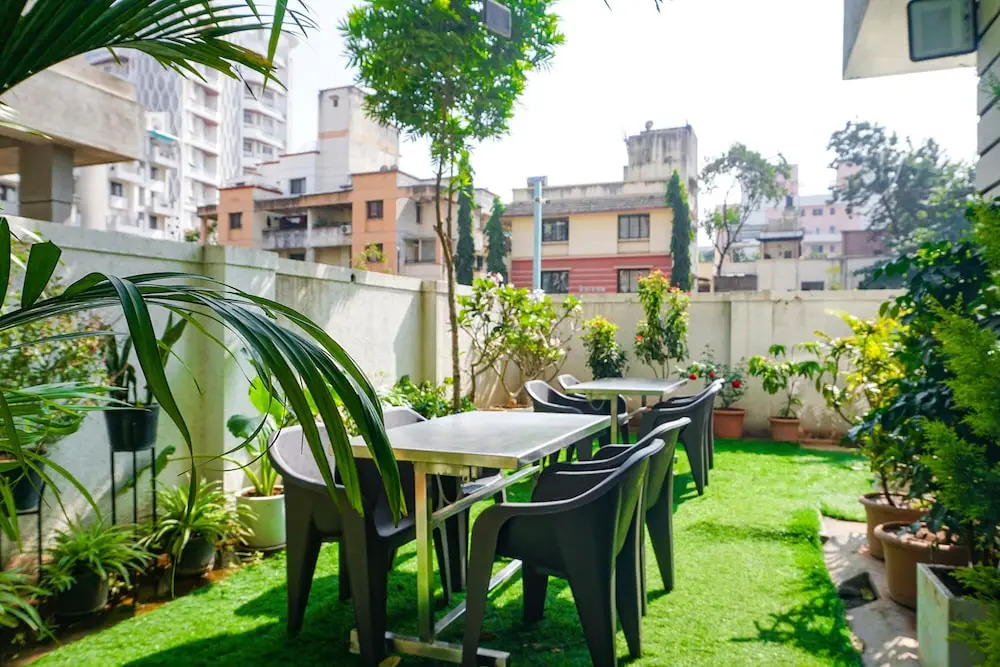 FabHotel Emersion Residency - Nr. Dnyanjyoti Savitribai Phule Udyan