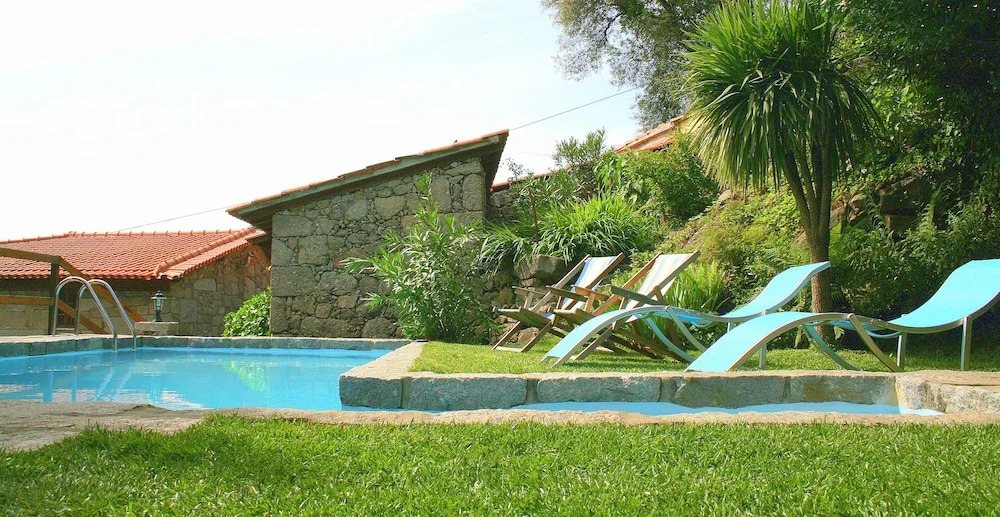 Rural style house located at the center of Caldelas village