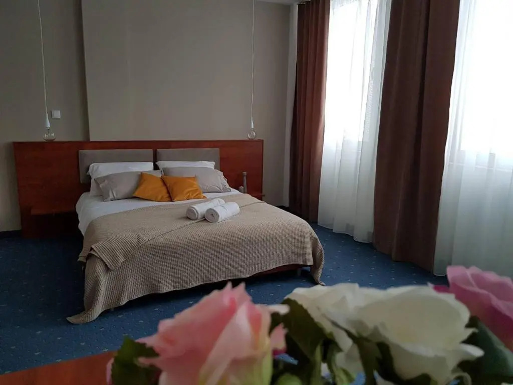 Hotel CITY