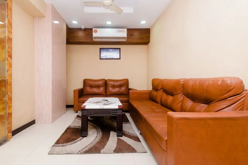 Oyo 29133 Nalanda Apartment