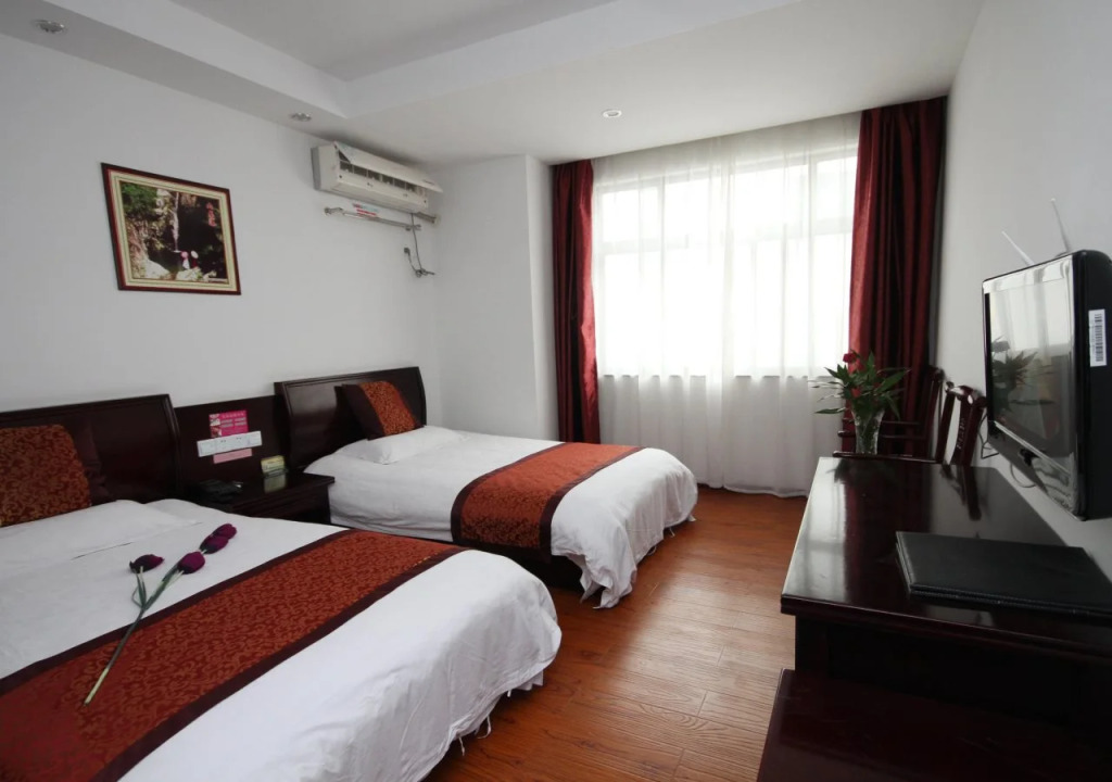 Baichuan Hotel