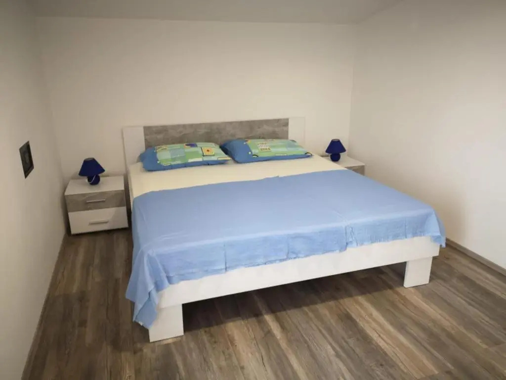 Apartments Tara