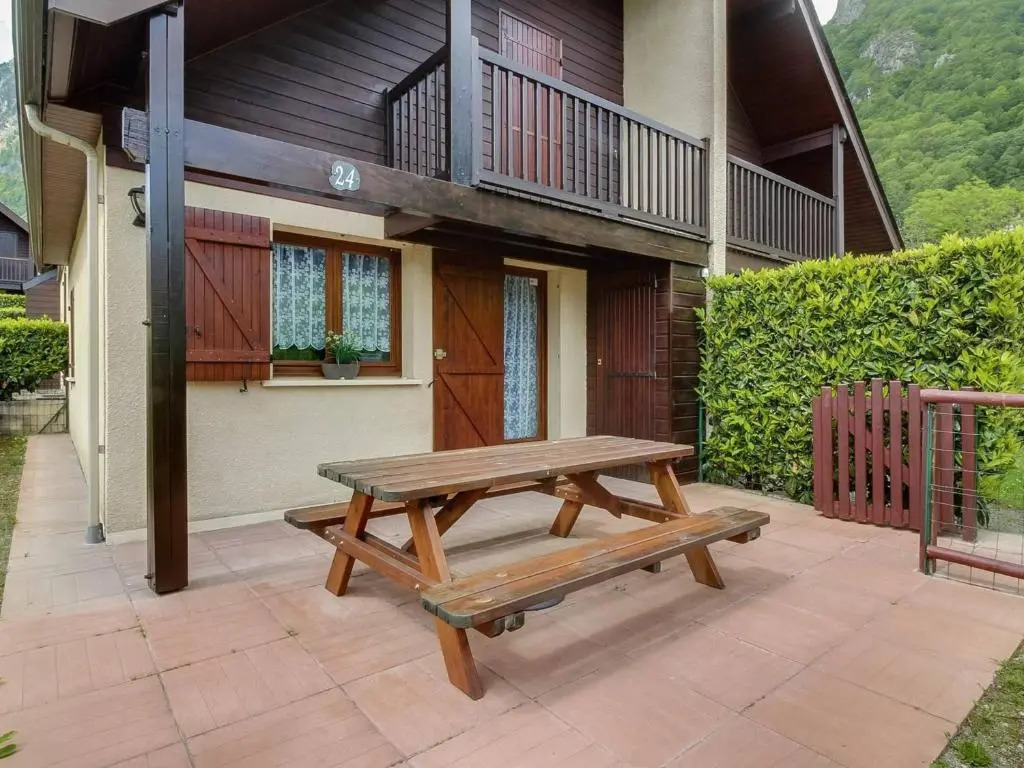 Appartement Cauterets, 3 pièces, 6 personnes - FR-1-401-52