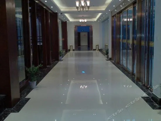 Huazhu Business Hotel