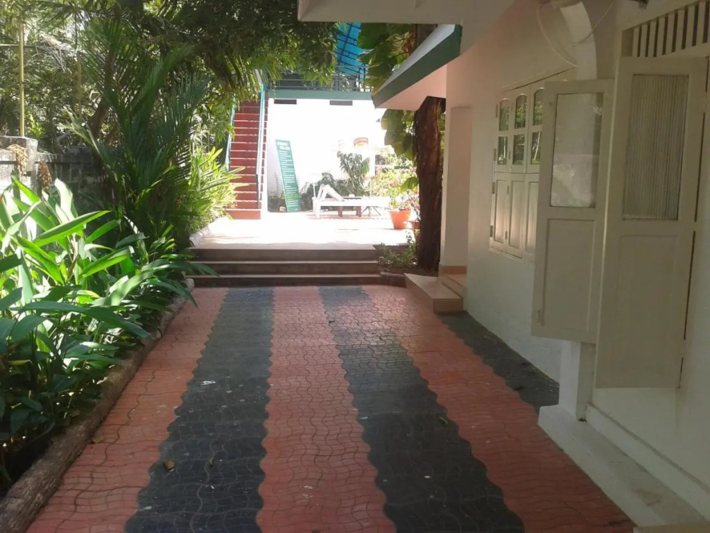 Raja Park Beach Resort