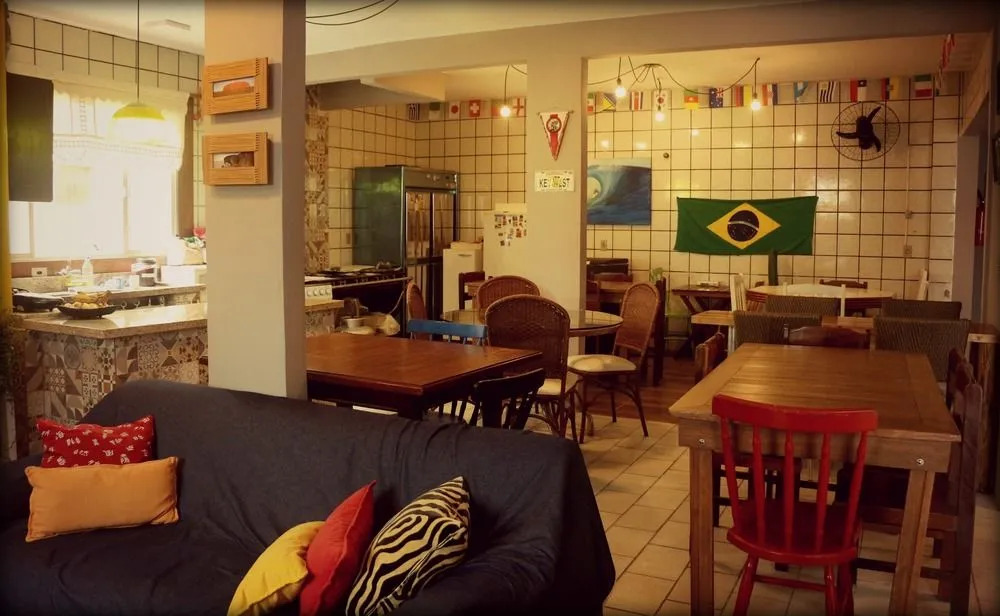 BC Paradise Hostel & Suítes