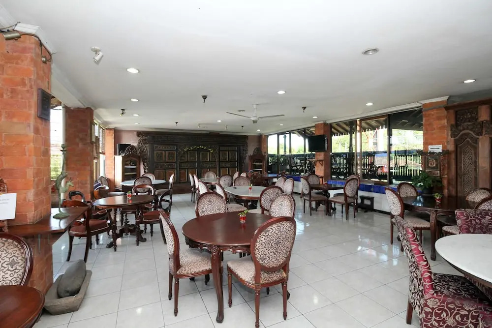 Airy Umbulharjo Perintis Kemerdekaan 87 Yogyakarta