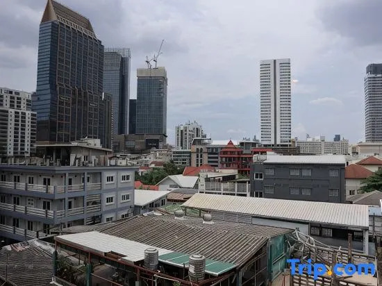 Holy Hostel Sathorn
