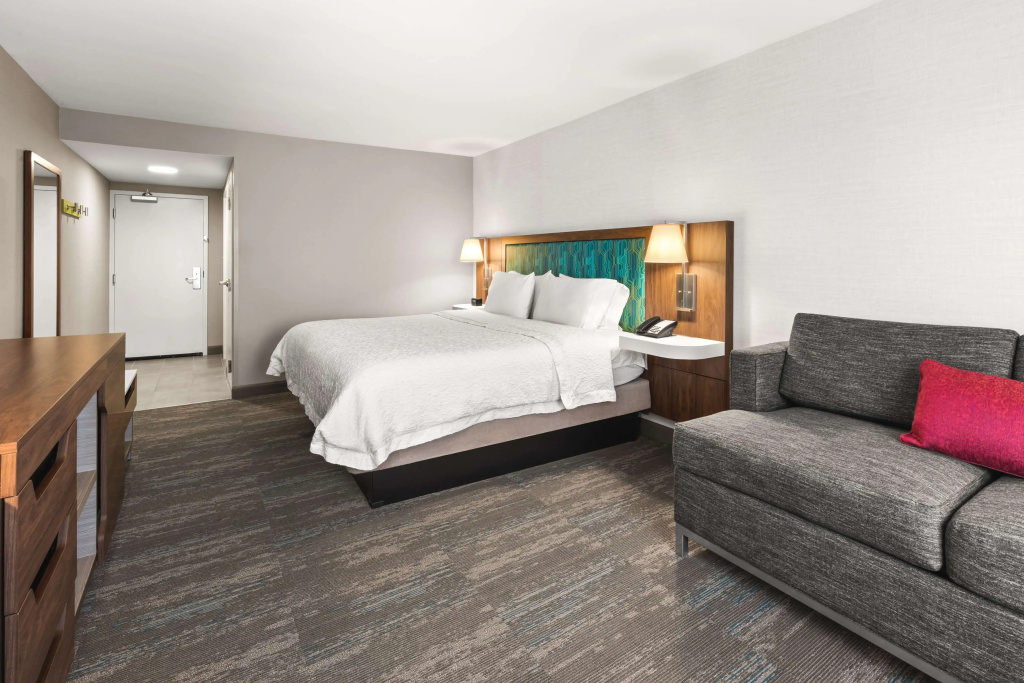Hampton Inn Seekonk