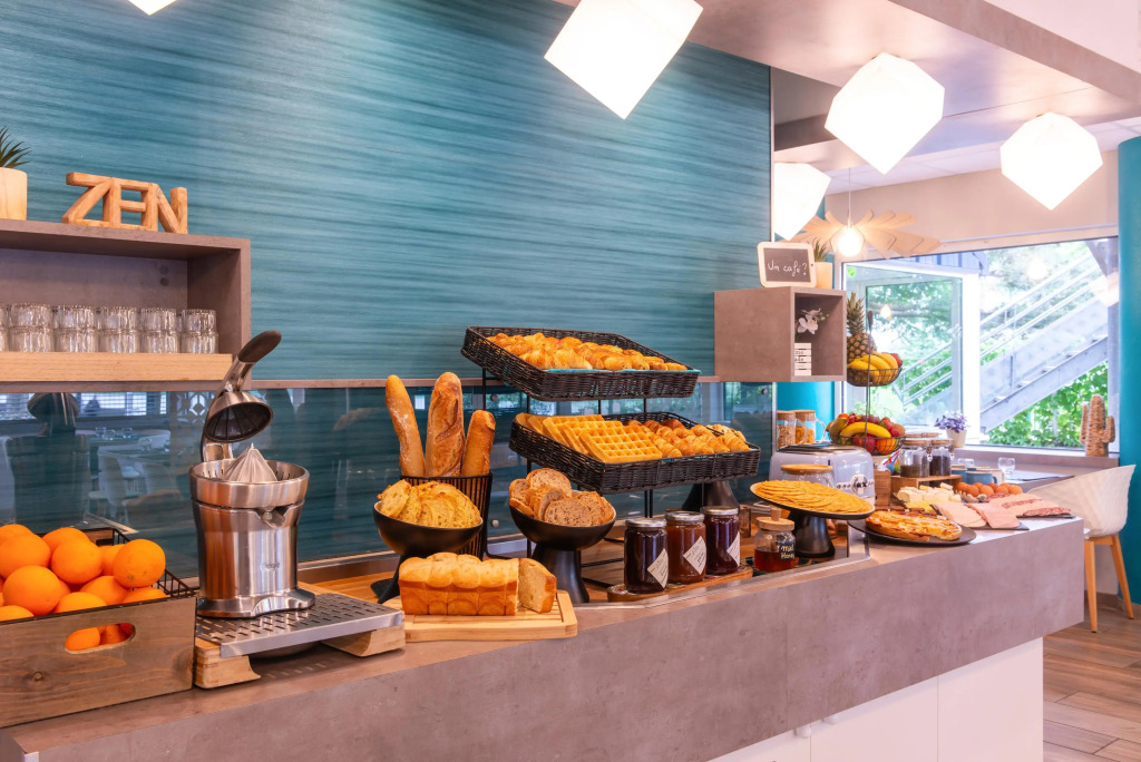 Kyriad Hotel Lyon Givors