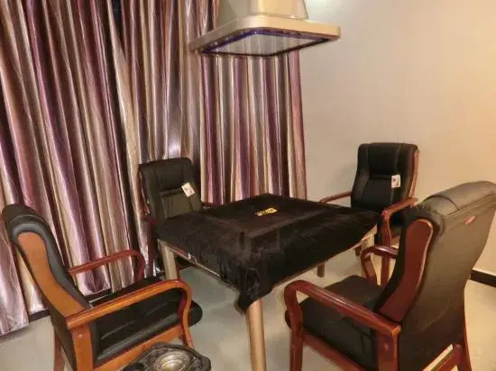 Macheng Fuhao Business Hotel