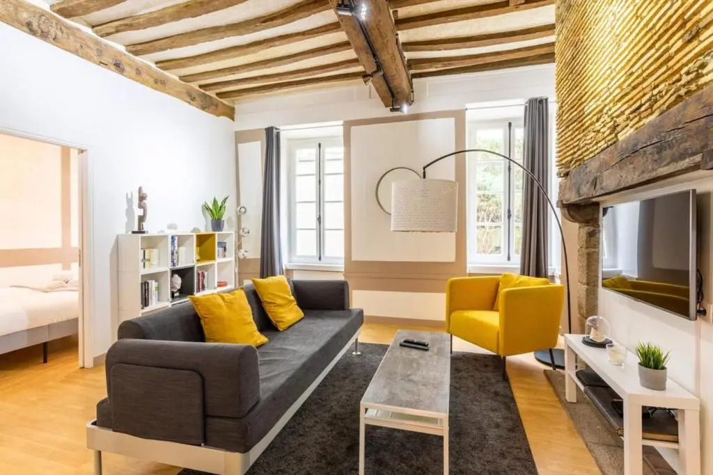 Le LEPERDIT - Bel appartement de charme refait à neuf en hypercentre