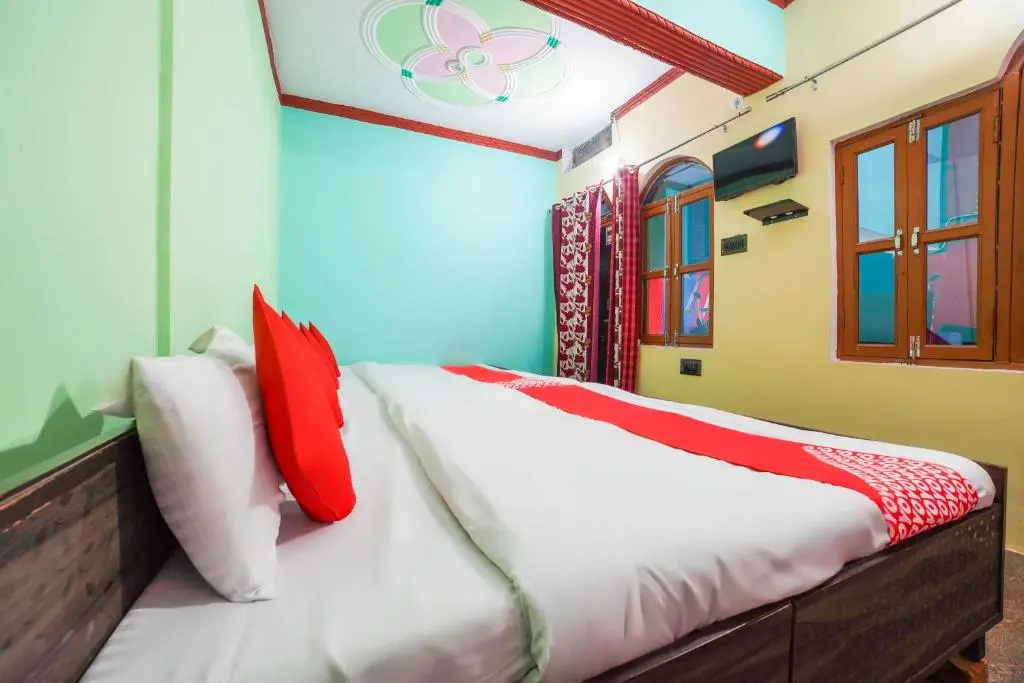 OYO 66014 The Rudralok Hotel