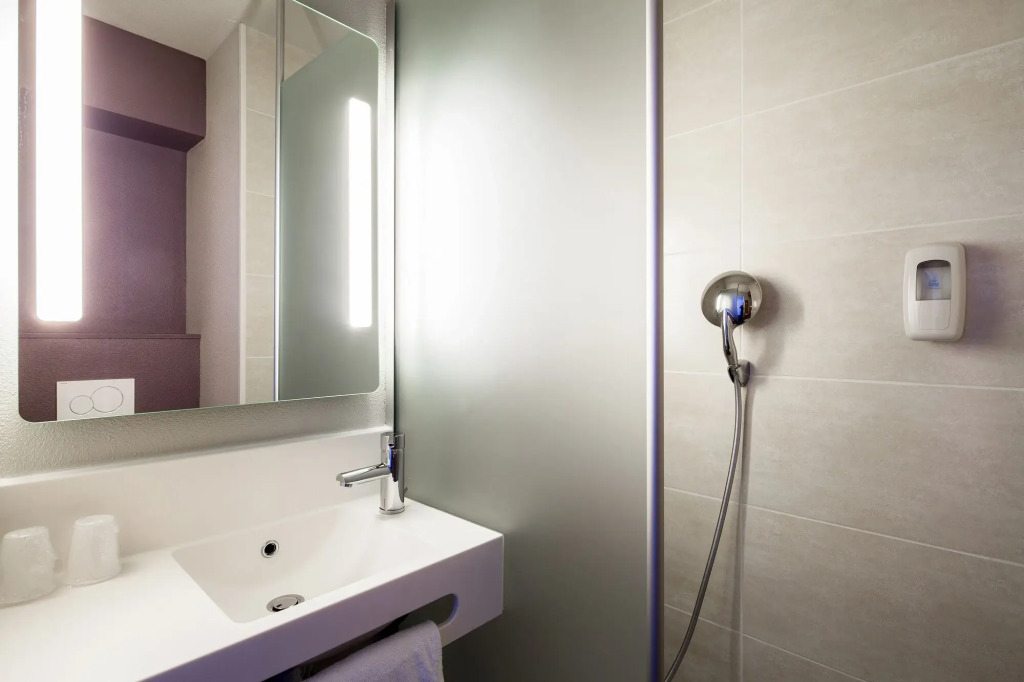 B&B HOTEL Nantes Atlantis Le Zénith 3 étoiles
