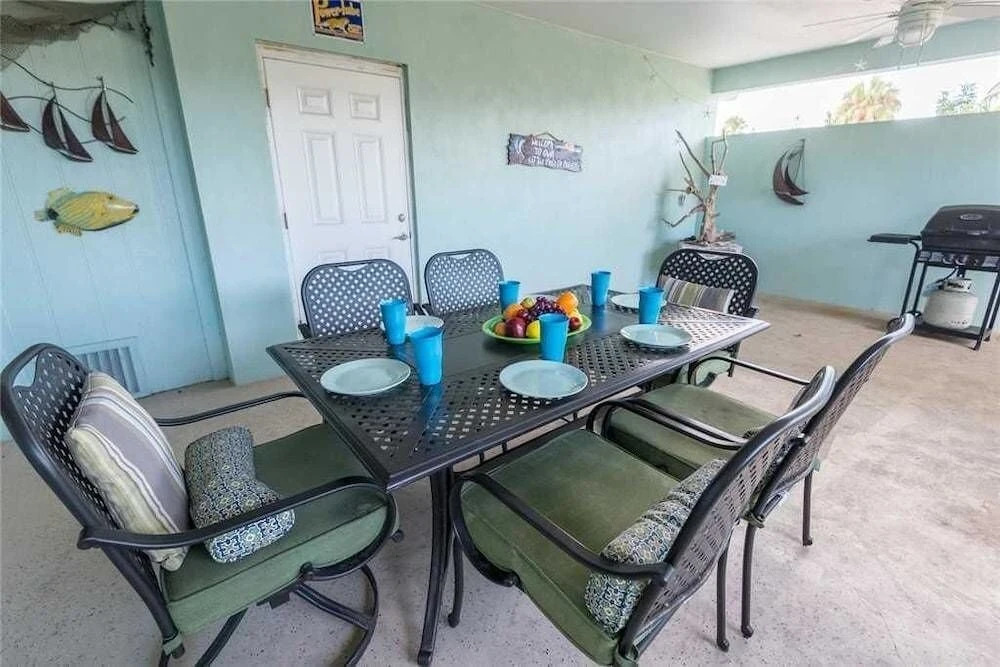 Beach Bliss Apartment 2